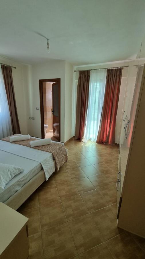Ideal Apartments & Rooms Sarandë Eksteriør bilde