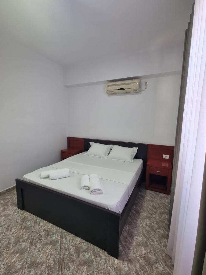 Ideal Apartments & Rooms Sarandë Eksteriør bilde